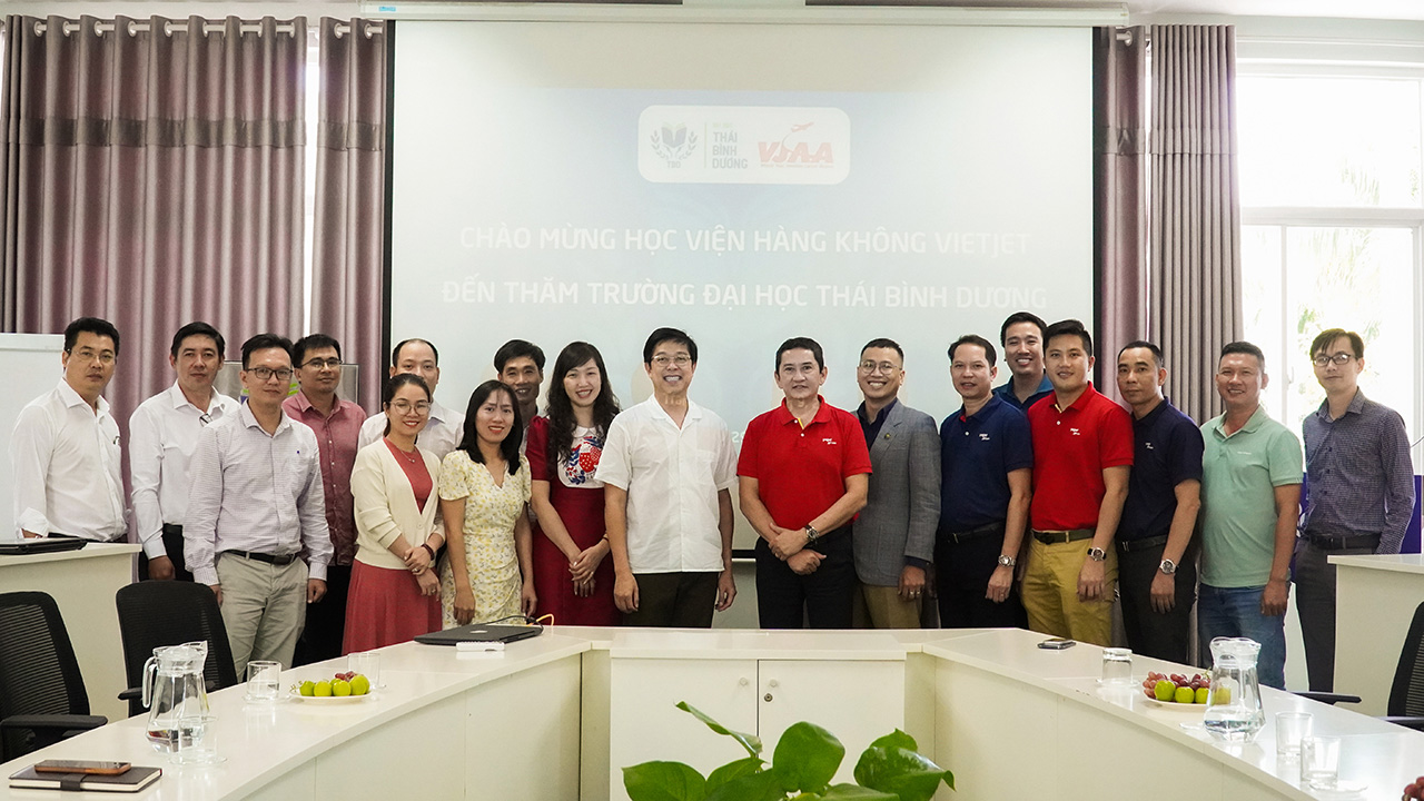 Vietjet Aviation Academy Strengthens Collaboration with TBD for Training Programs