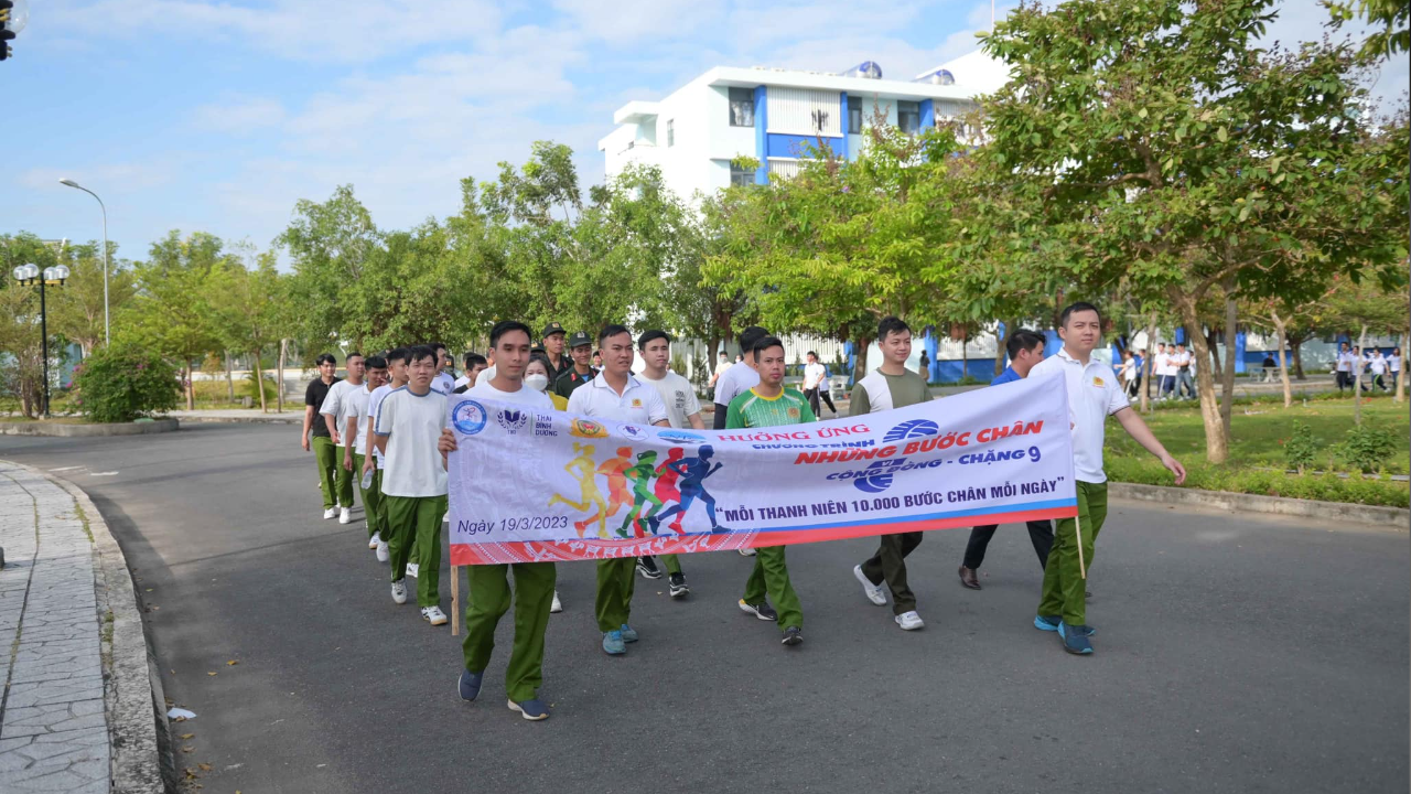 “Những bước chân vì cộng đồng” – Hoạt động chào mừng kỷ niệm 92 năm ngày thành lập Đoàn TNCS Hồ Chí Minh.